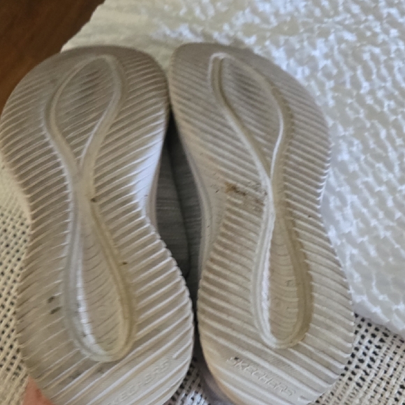 Skechers Men's Gray Slip-In Shoes - Picture 4 of 7